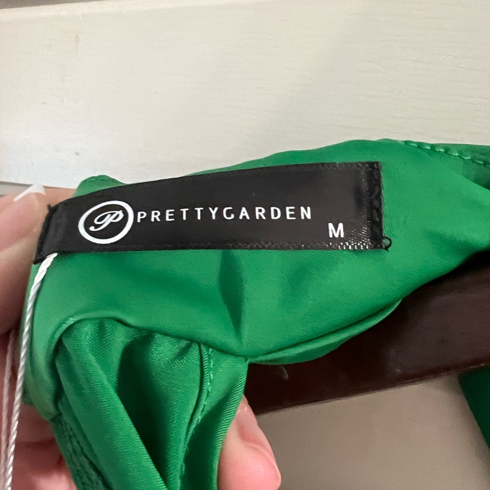 Brand New w/ Tags Pretty Garden emerald green dress - Picture 3 of 3